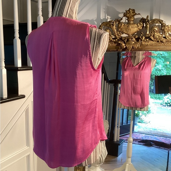 Banana Republic hot pink satin top - Picture 3 of 3